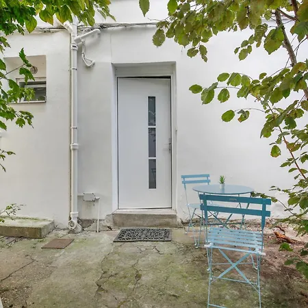 Studio Chic Aux Portes De Paris Colombes  Exterior photo